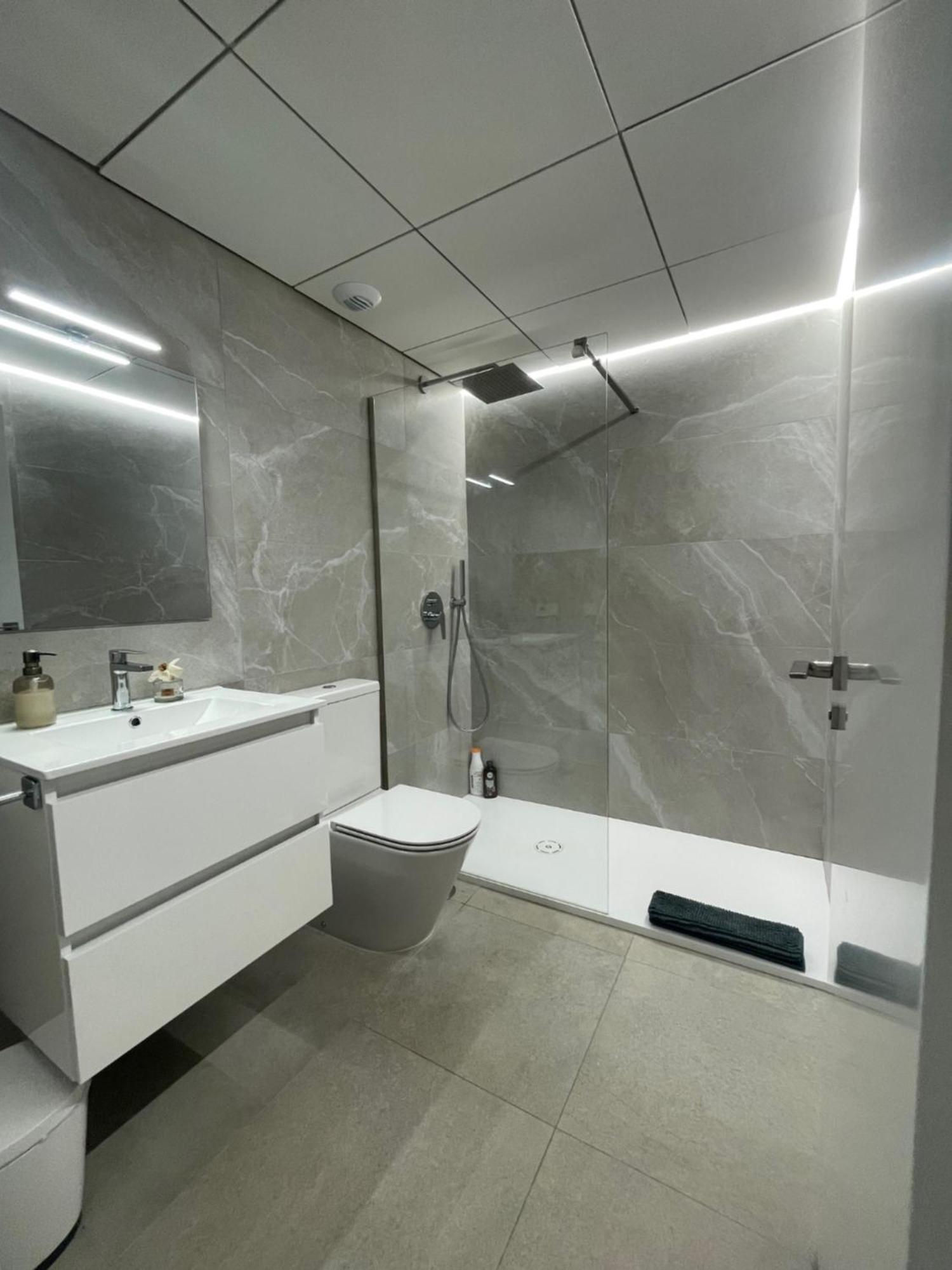 Iconic Alluba Alicante Luxury Bay Gran Alacant Exterior photo